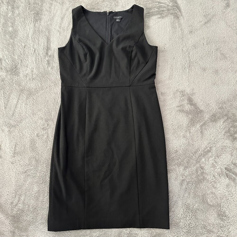 Ann Taylor Classic Black Dress 4 Petite 4P V-Neck Sleeveless
